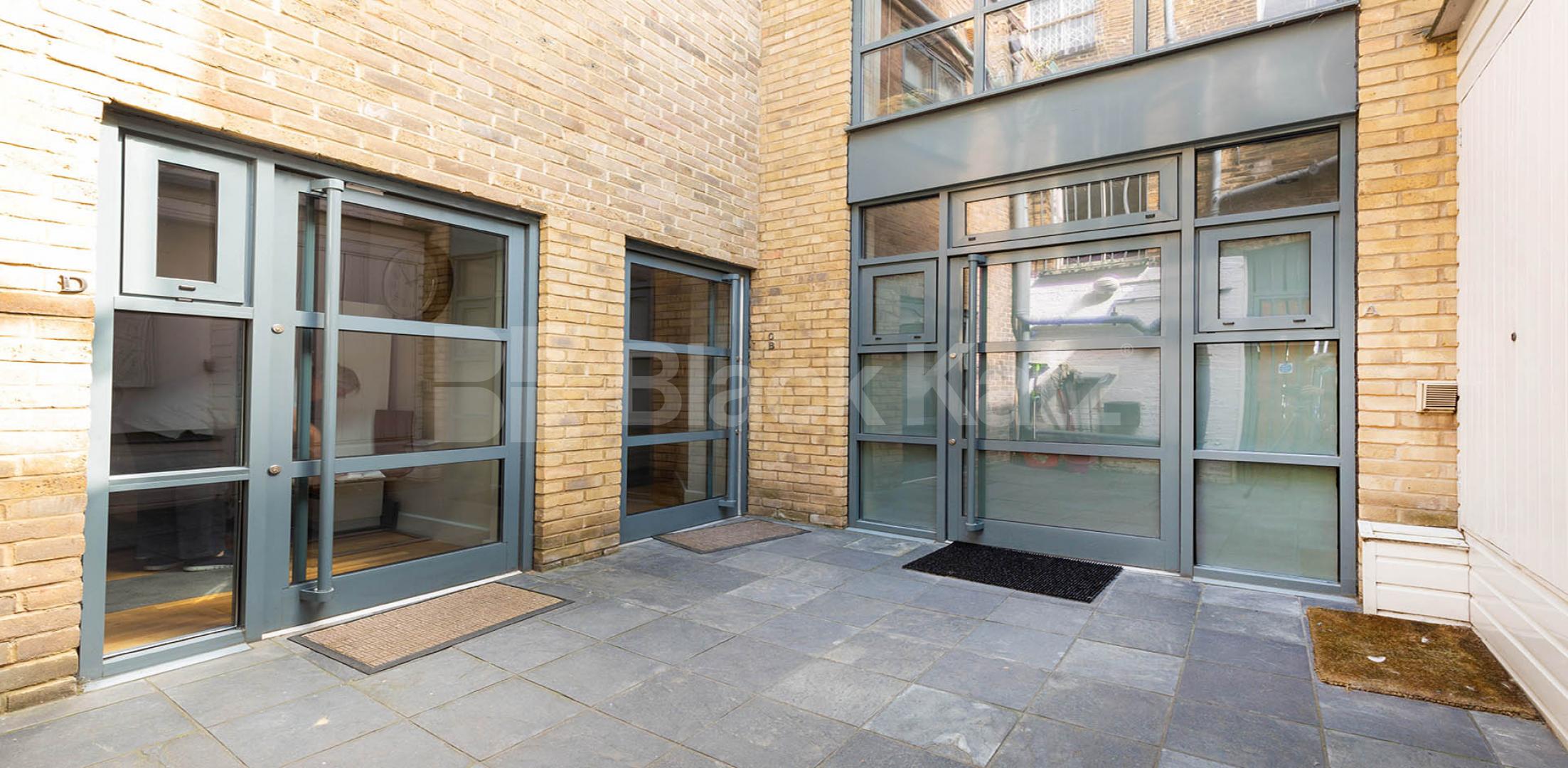 			2 Bedroom, 1 bath, 1 reception Apartment			 Bethnal Green Road, BETHNAL GREEN /HACKNEY